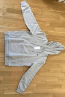 LACOSTE Sport Hoodie in Xl (aber fällt aus wie L) München - Schwabing-Freimann Vorschau