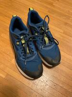 Puma Laufschuhe Hallenschuhe / Turnschuhe Gr.42 Stuttgart - Bad Cannstatt Vorschau