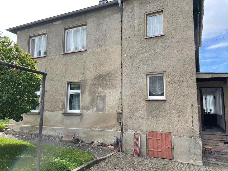 Preiswertes Einfamilienhaus mit Nutzgarten und Nebengebäuden vor den Toren Leipzigs - Tierhaltung möglich! in Rötha