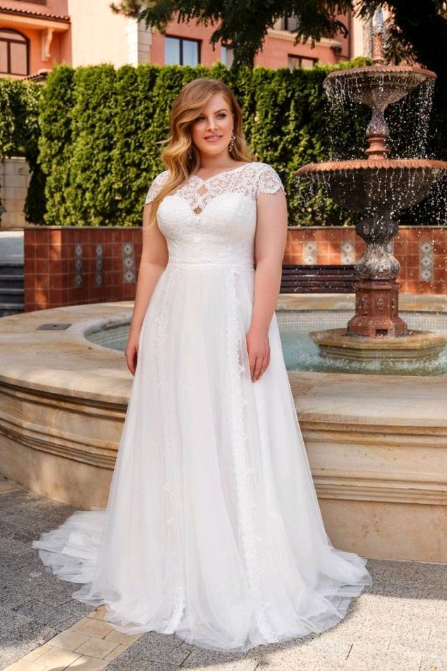 Curvy Brautkleider neu & aus zweiter Hand in 35037 Marburg in Lauterbach (Hessen)