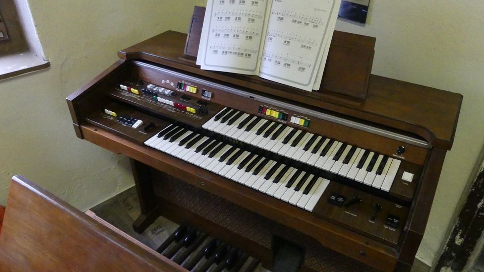 Yamaha Electone 2-Keyboard Orgel Rotor-Sound, Cinch-Anschlüsse in Ebstorf