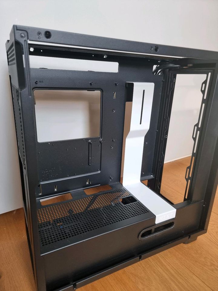 NZXT H7 Flow Black & White Gehäuse MIDI Tower in Hannover