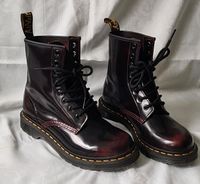 Dr. Martens Stiefel 8 Loch, 37 Neuwertig, Bordeaux neuwertig Wuppertal - Ronsdorf Vorschau