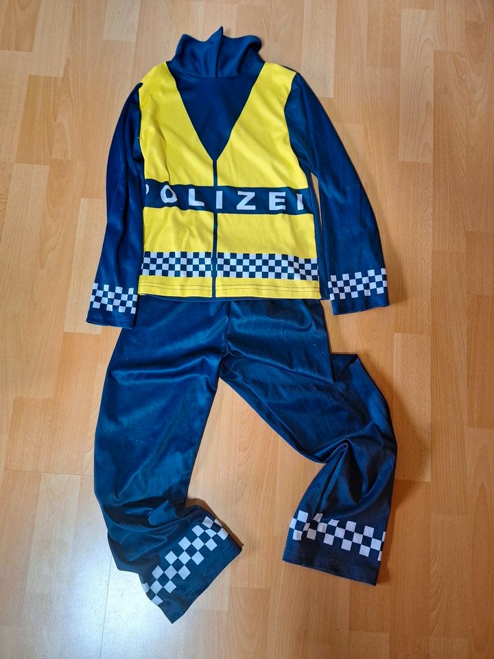 Kinder Kostüm Fasching Polizist Gr 122/128 in Hünfeld