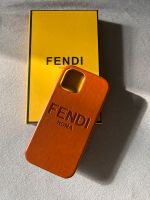 FENDI - Apple iPhone 12 / 12 Pro Lederhülle - brown/braun Frankfurt am Main - Westend Vorschau