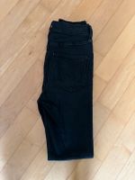 Hollister Jeans schwarz xs 34 W24 L30 Damen Lindenthal - Köln Müngersdorf Vorschau