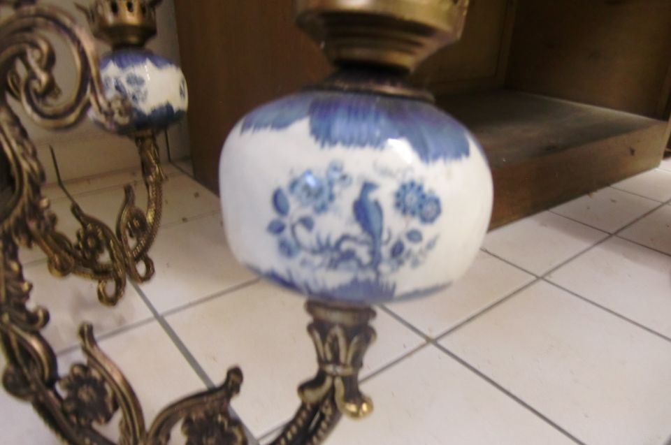 Lampe, Leuchter, Lampenschirm in Jesenwang