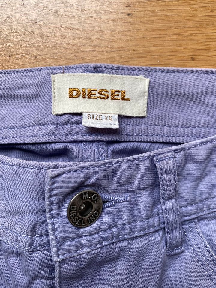 Diesel Mini Rock Flieder lila neu in Nürnberg (Mittelfr)