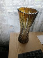 vintage  vase blumen überfang geschliffen  schwer 25cm bernstein Herzogtum Lauenburg - Berkenthin Vorschau