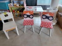 Kleiner Kindertisch mit 3 Stühlen Dresden - Äußere Neustadt Vorschau
