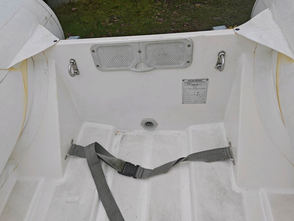 Selten genutztes Festrumpf Schlauchboot . Suzumar MX 310/0 RIB in Castrop-Rauxel