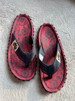 Gumbies 37 blau rot wie neu Flipflops Zehentrenner Hessen - Dietzenbach Vorschau