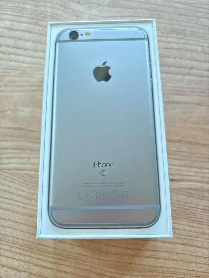 iPhone 6s, Space Gray, 16 GB in Landau a d Isar