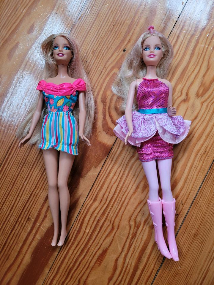 Barbie Barbiepuppen Puppen in Kiel