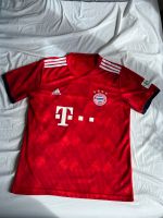 Adidas FC Bayern München Heimtrikot mit Hose 2018/2019 rot - L Nordrhein-Westfalen - Verl Vorschau