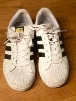 ADIDAS Superstar weiß Gr. 35 TOP!!! Nordrhein-Westfalen - Marl Vorschau