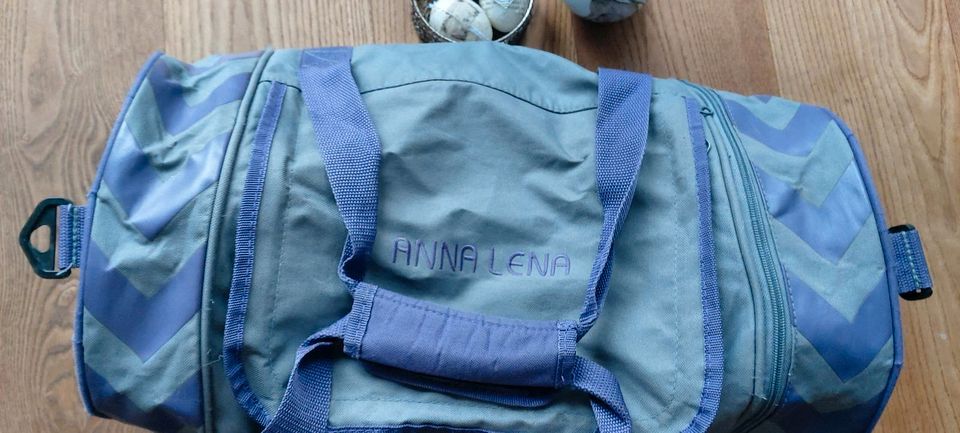 Hummel Sporttasche ☀️mit dem Namen Anna Lena ❤fliederfarbend in Oeversee