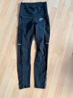 Nike Sport Tights Leggings schwarz Gr. XS Bayern - Hallbergmoos Vorschau