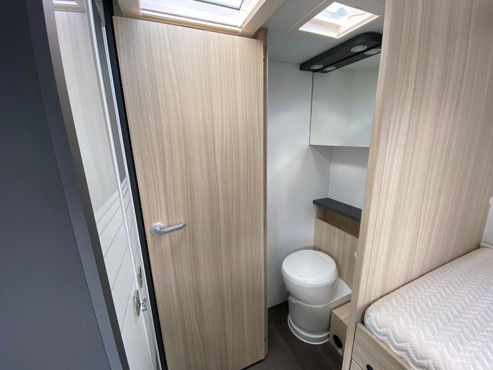 Sun Living S75 SL*AUTOMATIK*4400kg*MARKISE*AHK*BACKOFEN*UVM in Prisdorf
