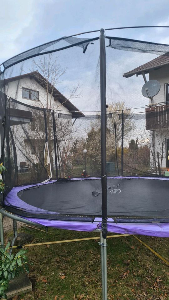 Trampolin 4.30m in Hohenbrunn