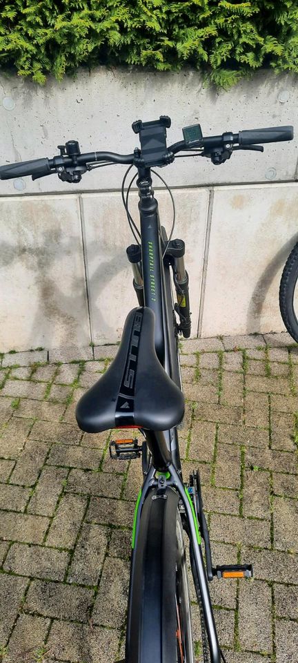 Crossbike BULLS Sharptail Street Rh 56 neuwertig + 2. Satz Reifen in Nottuln