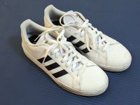 Adidas Schuhe Gr. 46 Weiß Hessen - Seligenstadt Vorschau