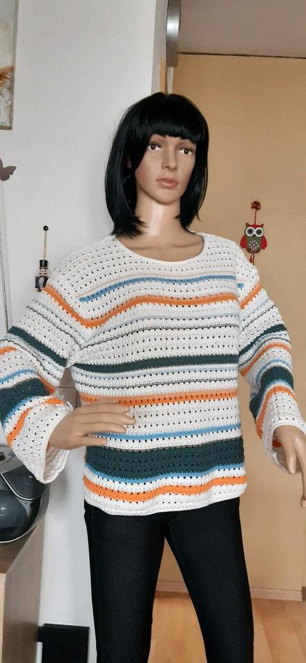 Damen Stricken Pullover große S in Schleiden