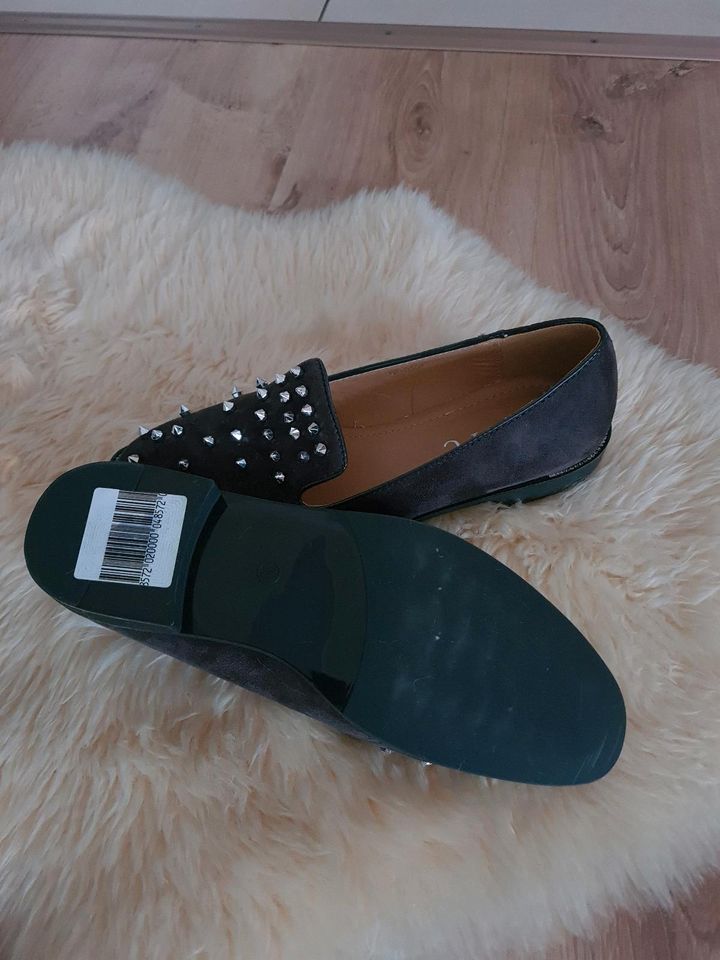 Neu!!! Halbschuhe mit Nieten. Gr.38 in Buttenheim