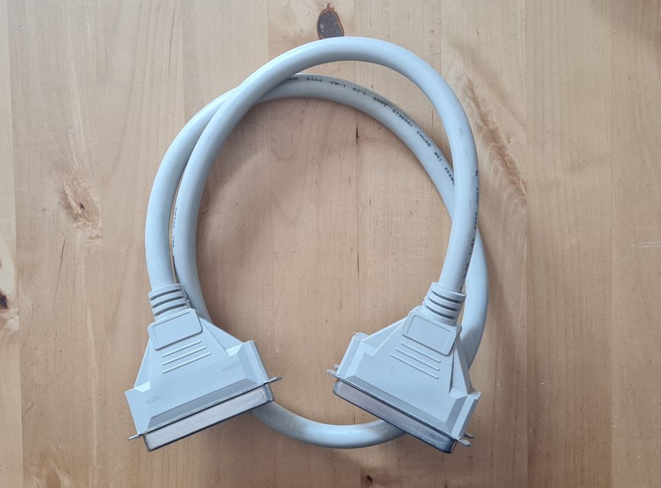 SCSI Kabel 100 cm 50 Pin zu 50 pin Centronics männlich male in Zirndorf