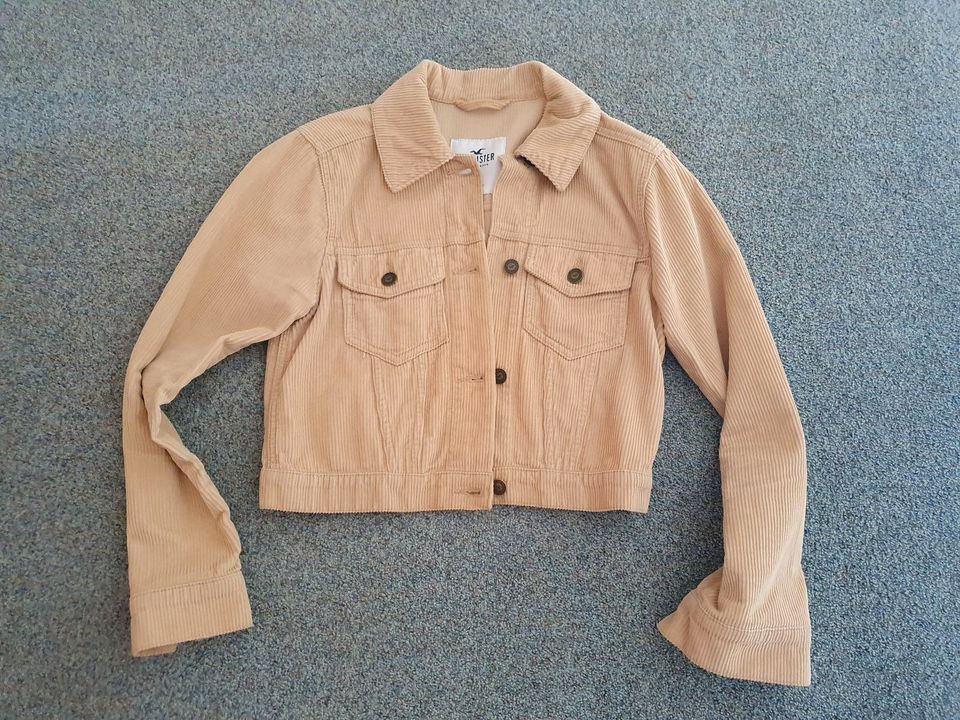 Cordjacke Gr. XS Hollister in Landsberg (Saalekreis)