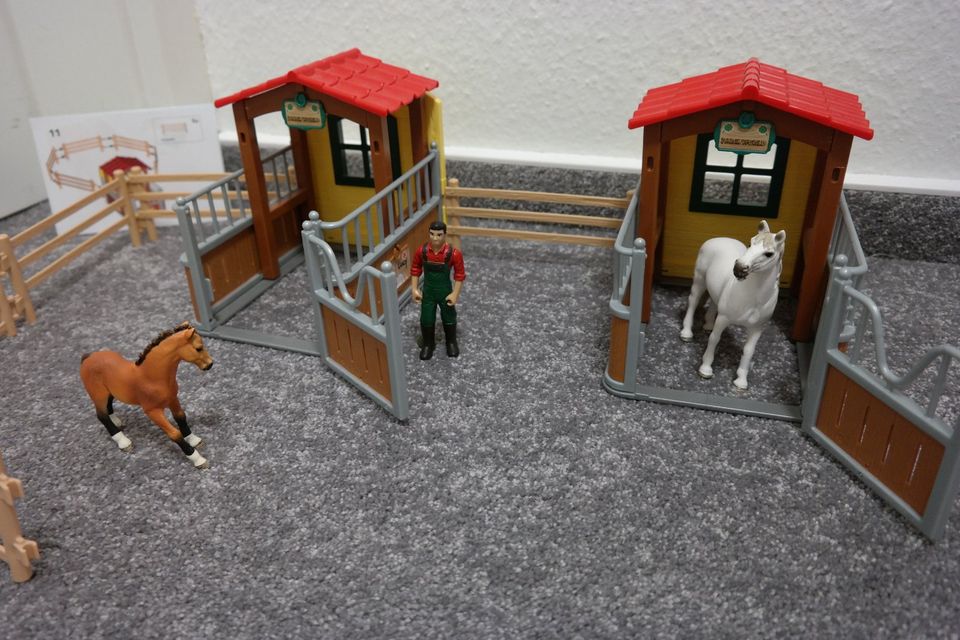 Schleich Farm World 72116 Besuch im Offenstall Pferdebox in Buchholz in der Nordheide