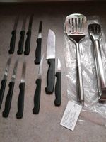 Grillbesteck plus 9tlg. Messerset incl. 6 Steakmesser Hessen - Bebra Vorschau