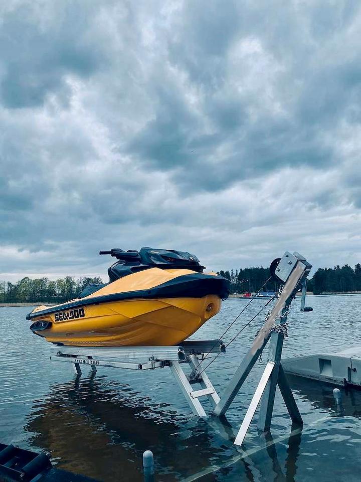 JETSKI ANDOCKER alles Aluminium nur 70 kg / Belastung 570 kg in Celle