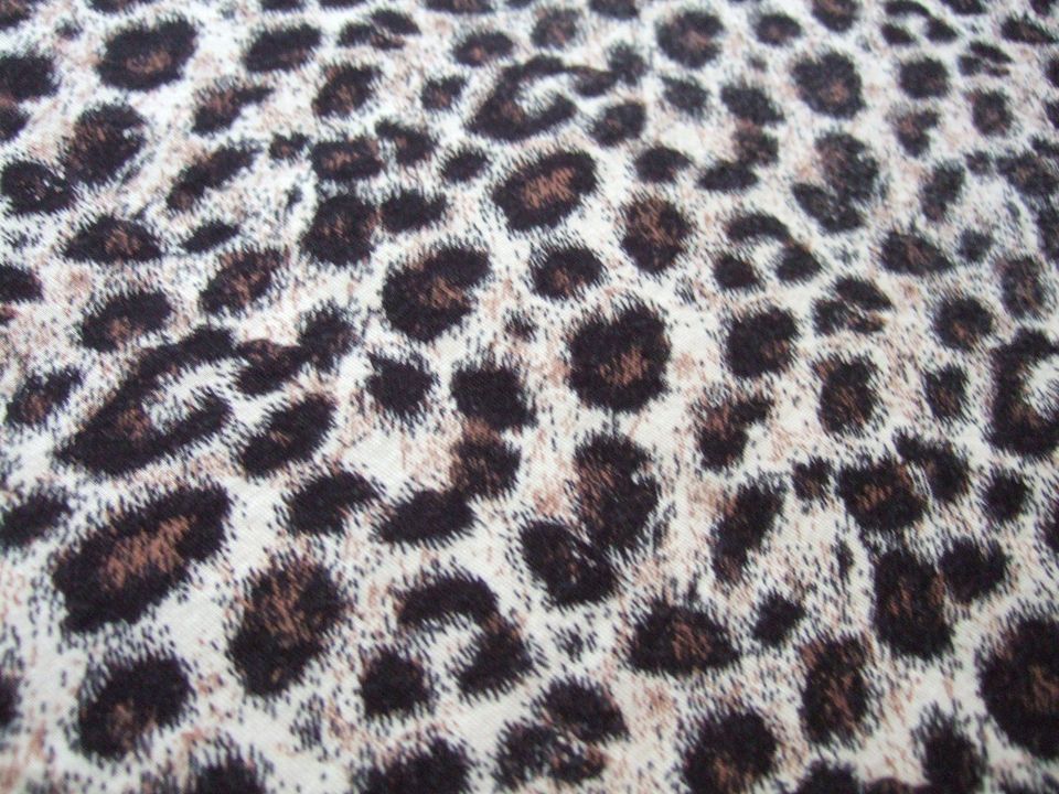 T-Shirt Stretch Muster Leopard Gr 42 44 XL Animal-Print neuwertig in Gelsenkirchen