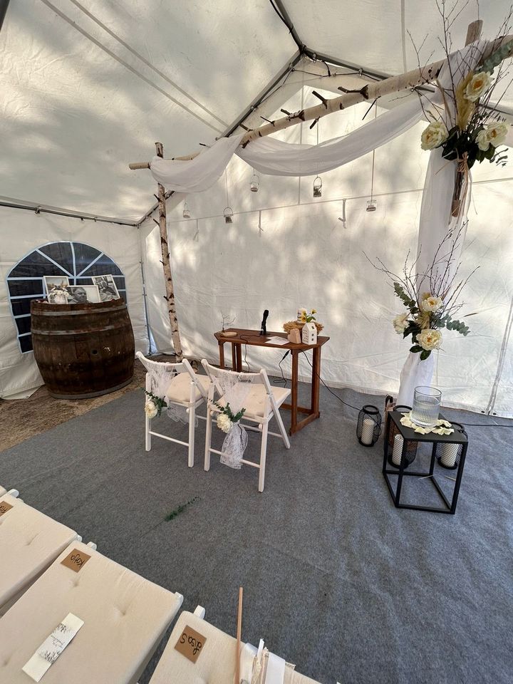 Stühle Klappstühle für Hochzeit Trauung Taufe Feier Mieten in Riegelsberg