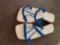 Neu: Blaue Riemchen-Sandalen, Italien, Echtleder, Gr. 35 Nordrhein-Westfalen - Niederzier Vorschau