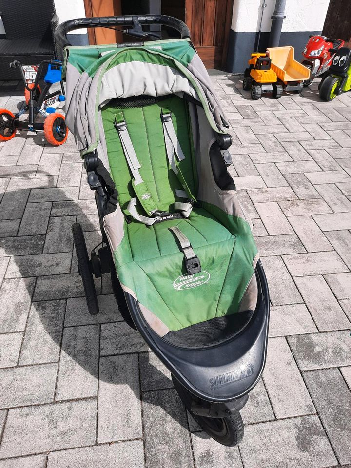 Kinderwagen Baby Jogger Summit x3 in Durach