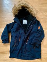 Zara Jacke Winter Gr. 122 Jungs Mantel Schwarz Parka Frühling Dresden - Blasewitz Vorschau