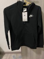 Nike Jacke Größe M für Kinder  +Neu+ Nordrhein-Westfalen - Leverkusen Vorschau