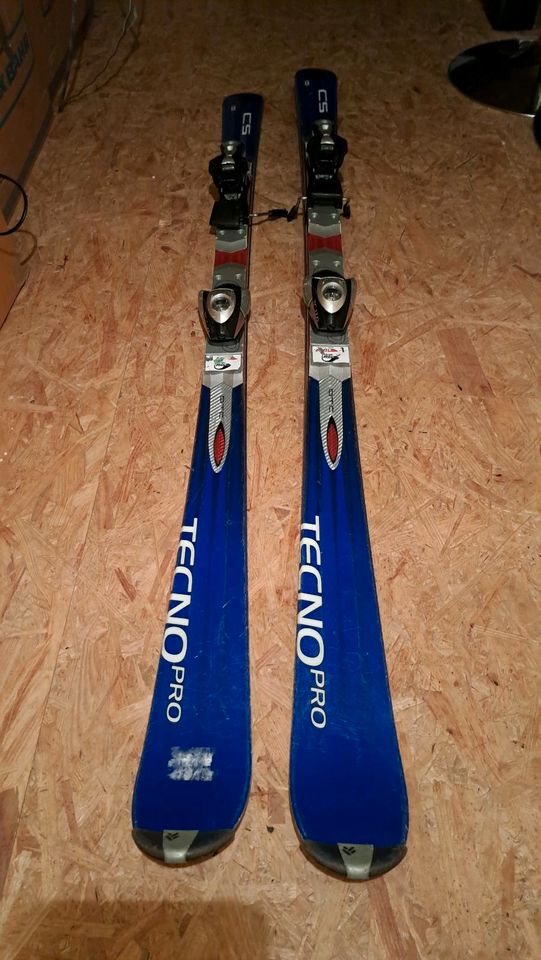 Ski Tecnopro in Paderborn