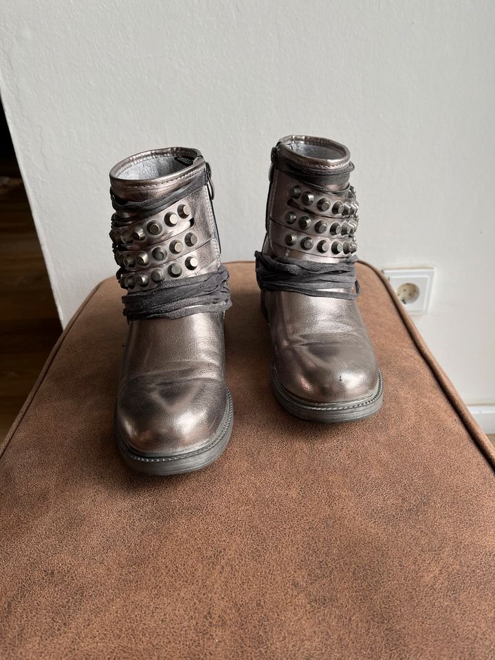 Boots, metallic Stiefeletten in Herzogenrath