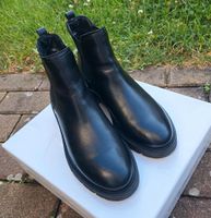 Chelsea Boots in Größe 38 Damen Winterschuhe schwarz Hessen - Erzhausen Vorschau