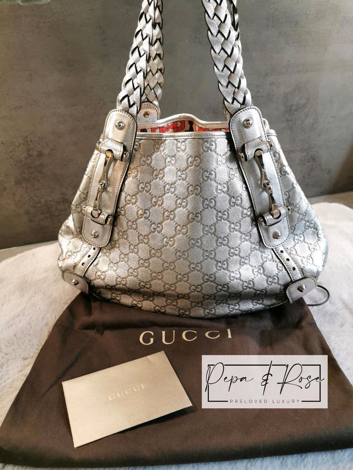 Gucci Pelham GG Schultertasche Leder Tasche Shopper Silber in München