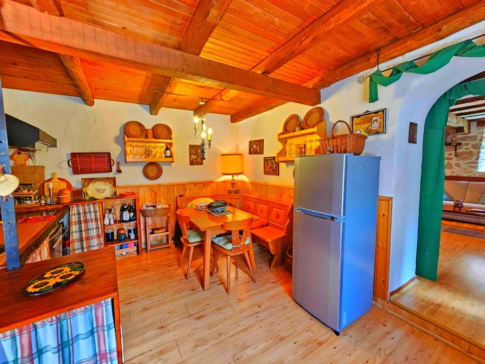 FERIENHAUS KROATIEN* STEINHAUS MIT 4 SCHLAFZ.* 5km POREC ! ! ! * in München