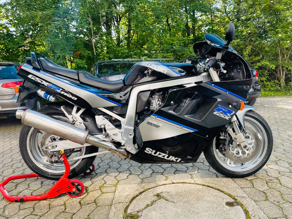 Suzuki GSX-R 1100 Gv73 Original Top Zustand in Metzingen