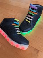 Skechers mit LED 32 Emmelshausen - Norath Vorschau