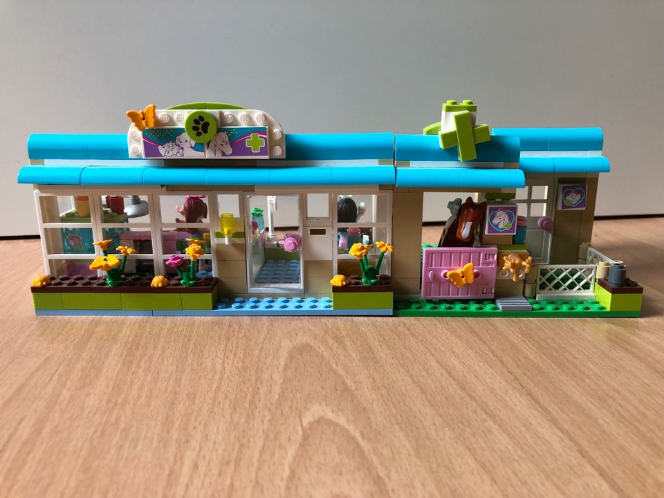 Lego friends 3188 Tierklinik Tierstation Tierarzt Krankenhaus in  Nordrhein-Westfalen - Neuss | Lego & Duplo günstig kaufen, gebraucht oder  neu | eBay Kleinanzeigen ist jetzt Kleinanzeigen