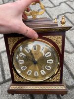 „Alte“ Kaminuhr Uhr Nostalgie Holz/ Gold Thüringen - Pössneck Vorschau