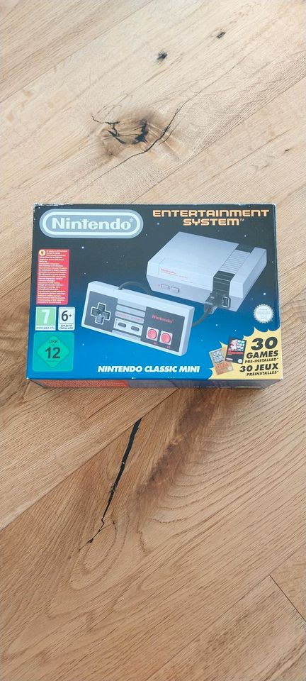 Nintendo NES Classic Mini in Haag a.d.Amper