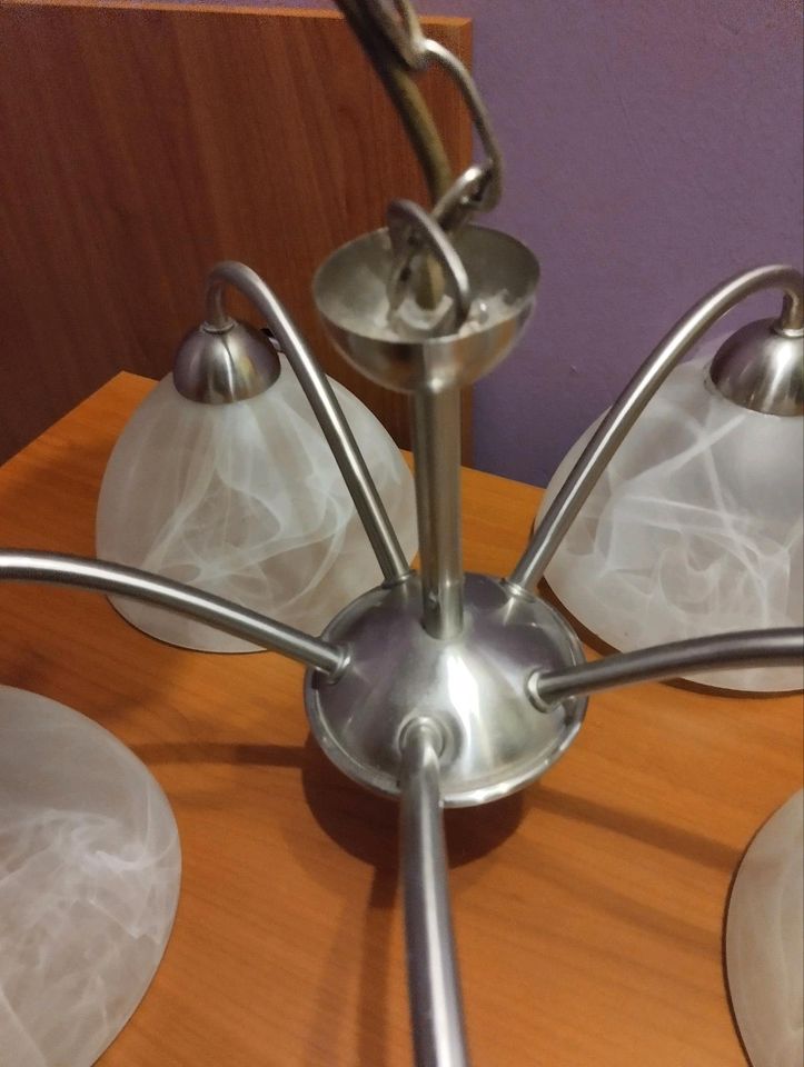 Tolle Lampe Milchglasschirme  5-flammig in Bamberg